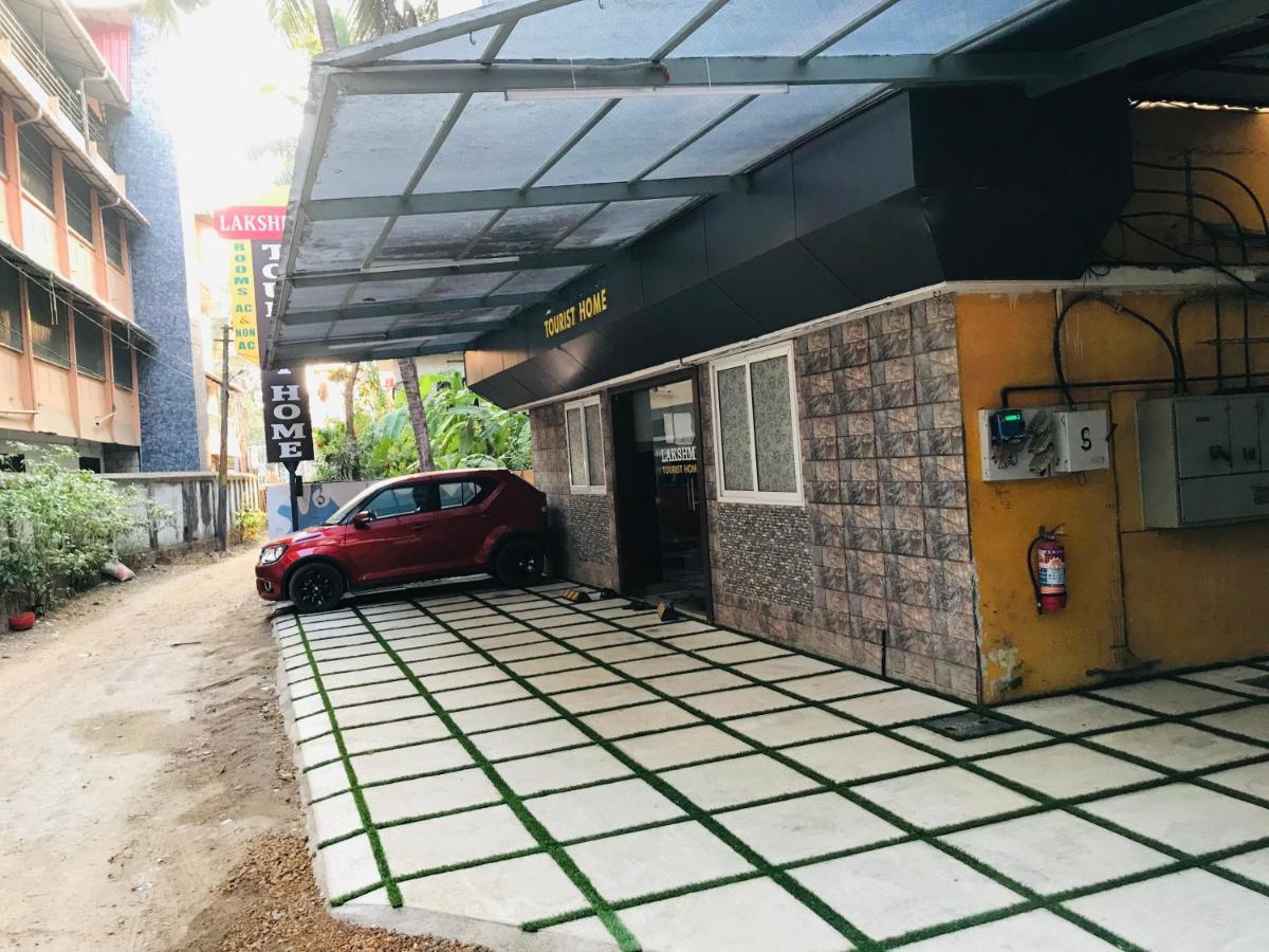Lakshmi Tourist Home Guruvāyūr Esterno foto