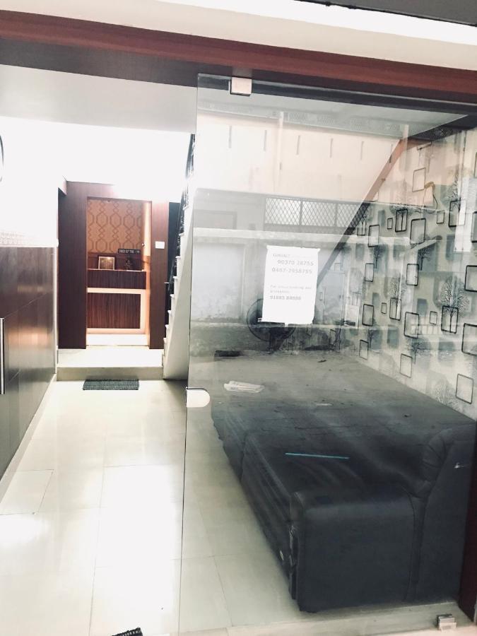 Lakshmi Tourist Home Guruvāyūr Esterno foto